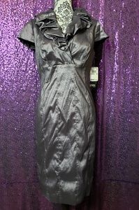 FREE SHIPPING 💎NWT 💎Charcoal colored dress
